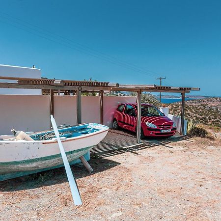 Ailouros Summer Hotel Schoinoussa Exterior photo